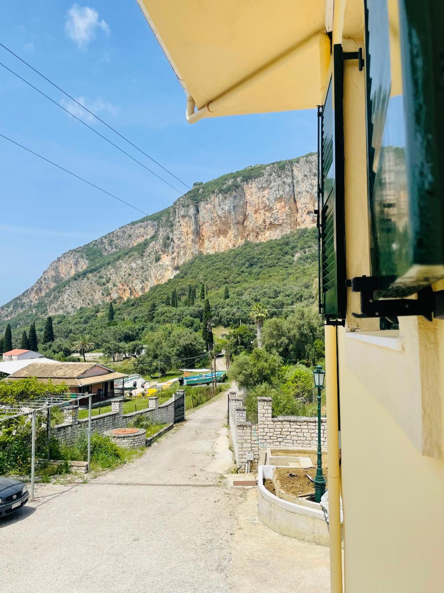 Apartmán Elia Doukádes Exteriér fotografie