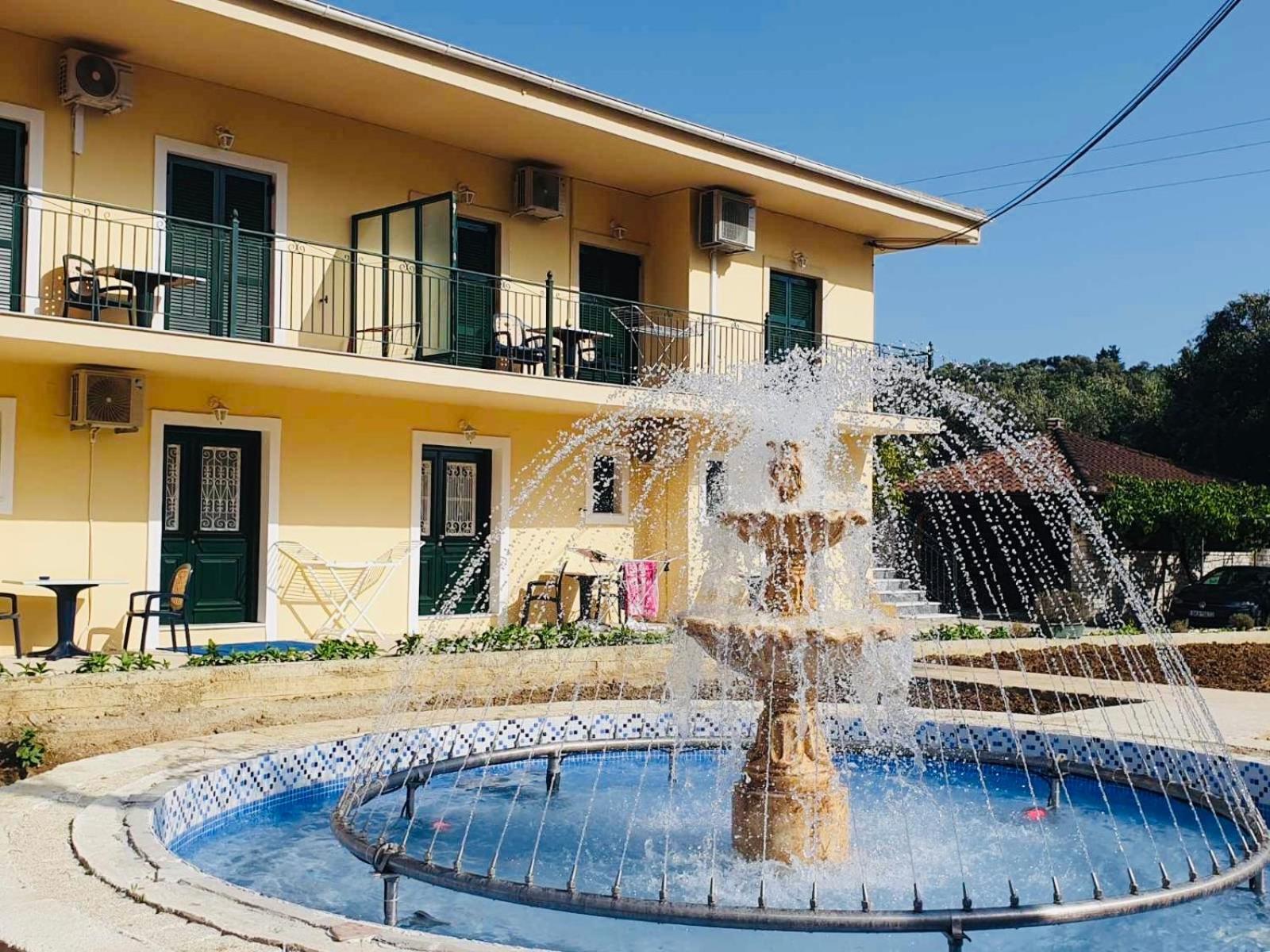 Apartmán Elia Doukádes Exteriér fotografie